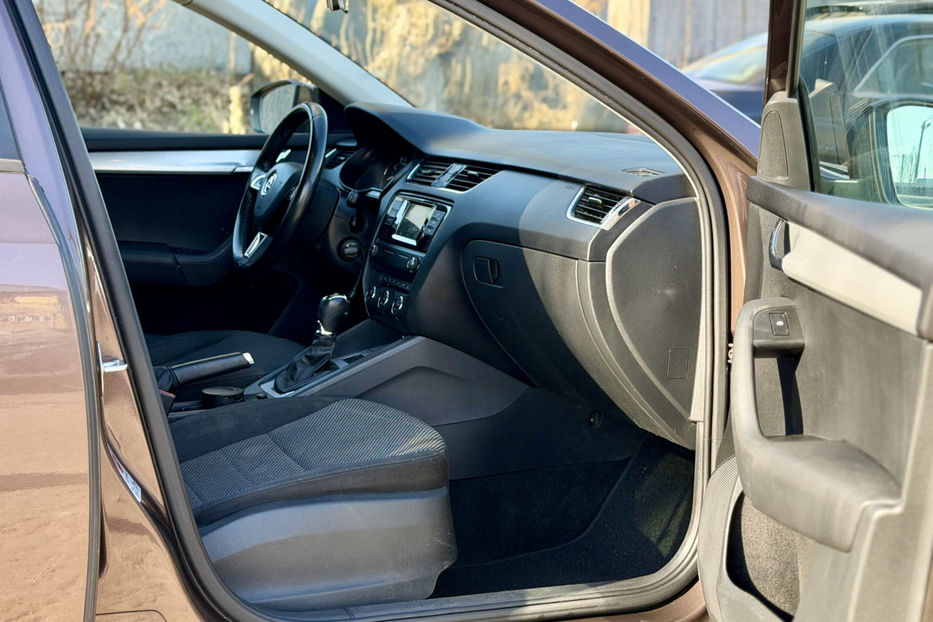 Продам Skoda Octavia A7 1.4 TFSI АT (140 к.с.) 2016 года в Киеве