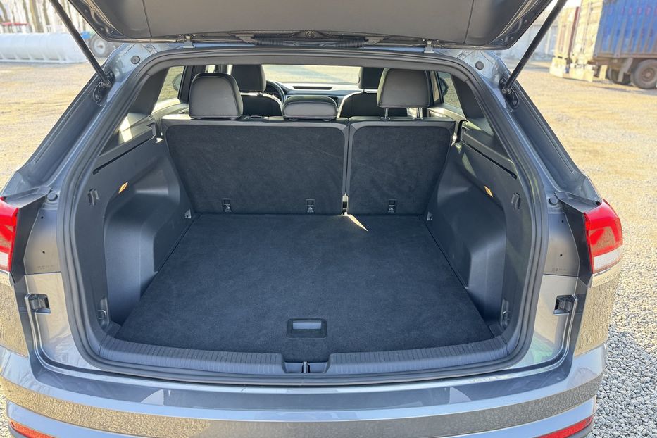 Продам Volkswagen Atlas Cross Sport (COMIS) 2022 года в г. Умань, Черкасская область