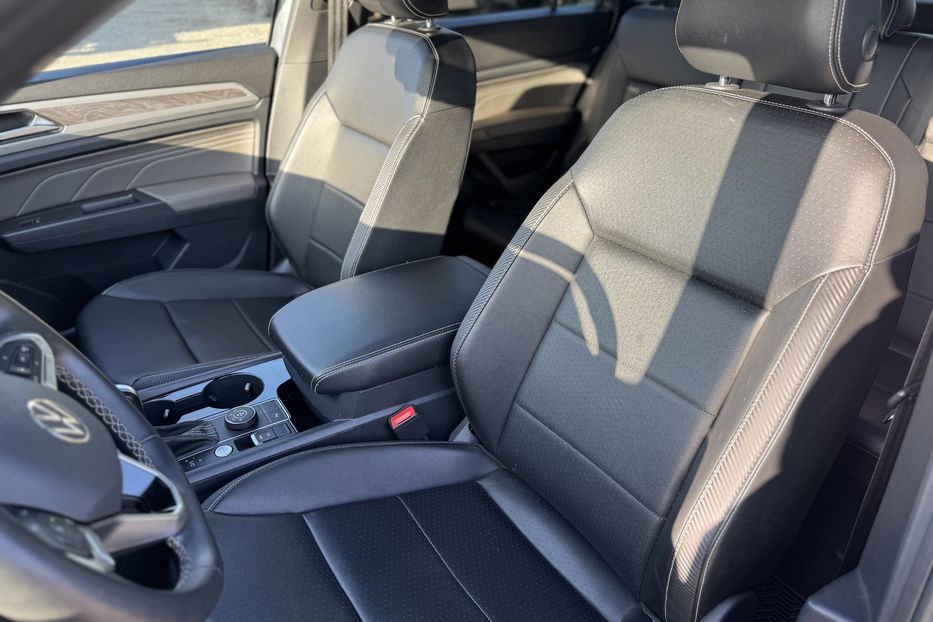 Продам Volkswagen Atlas Cross Sport (COMIS) 2022 года в г. Умань, Черкасская область