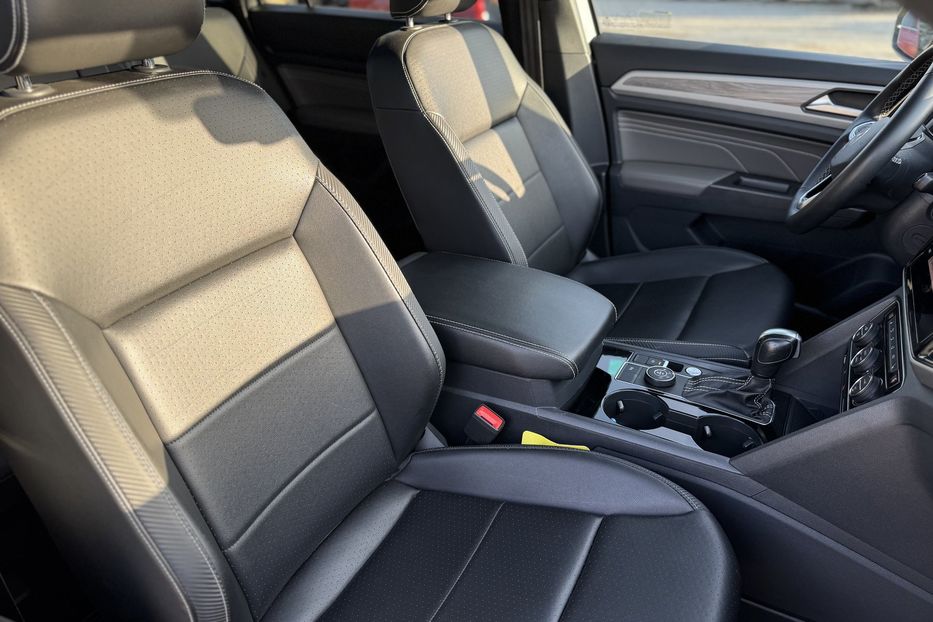 Продам Volkswagen Atlas Cross Sport (COMIS) 2022 года в г. Умань, Черкасская область