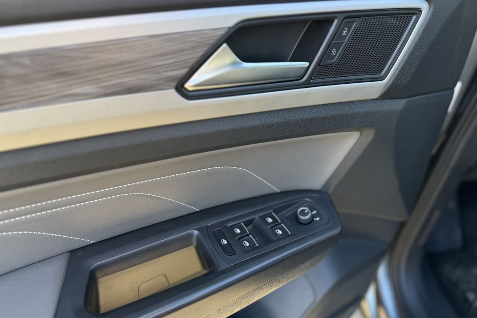 Продам Volkswagen Atlas Cross Sport (COMIS) 2022 года в г. Умань, Черкасская область