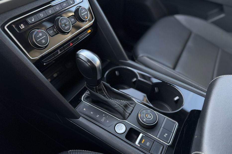 Продам Volkswagen Atlas Cross Sport (COMIS) 2022 года в г. Умань, Черкасская область