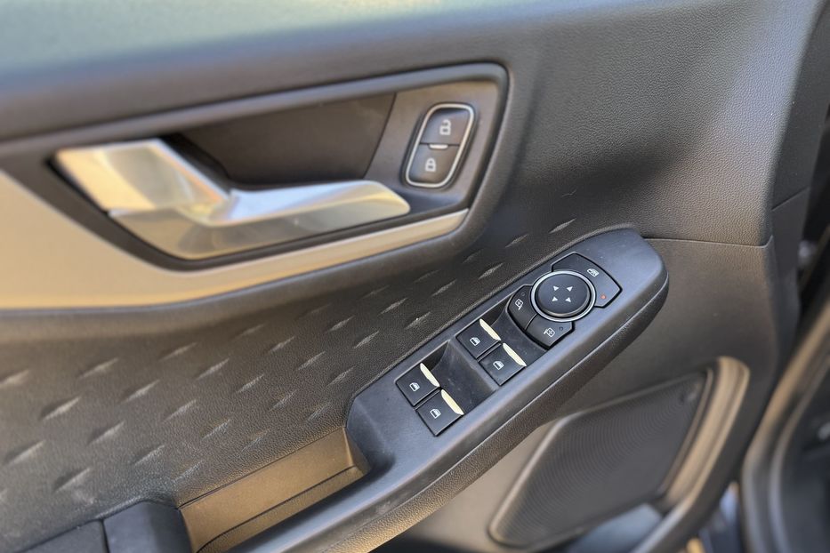 Продам Ford Escape (COMIS) 2019 года в г. Умань, Черкасская область