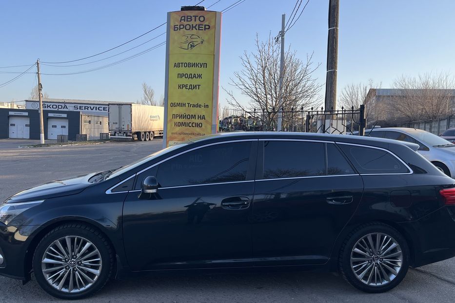 Продам Toyota Avensis 2012 года в Николаеве