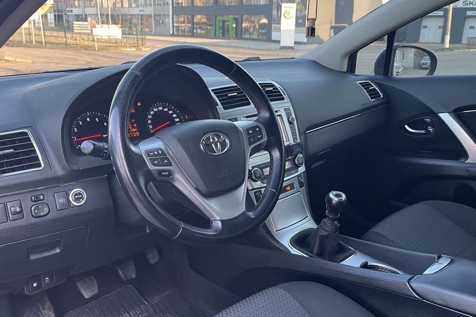 Продам Toyota Avensis 2012 года в Николаеве