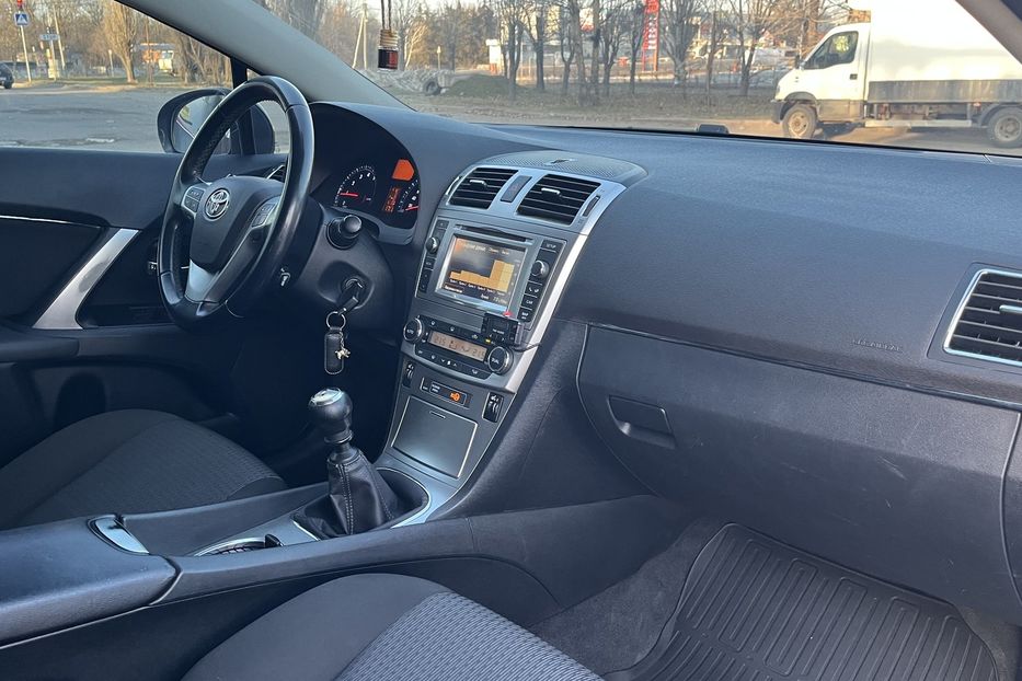 Продам Toyota Avensis 2012 года в Николаеве