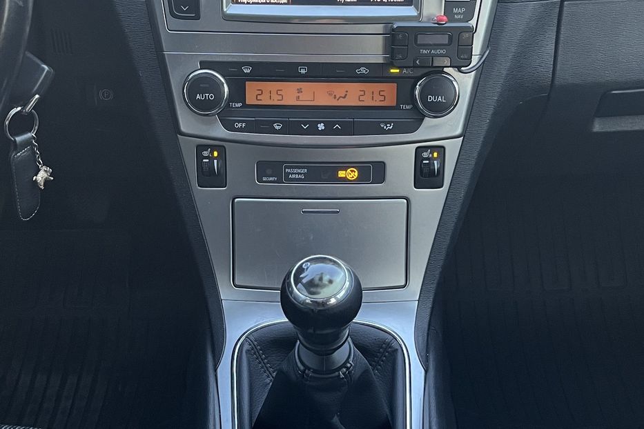 Продам Toyota Avensis 2012 года в Николаеве