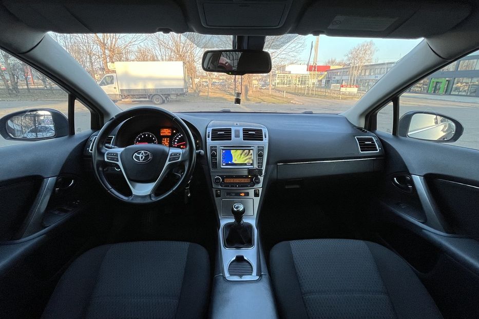 Продам Toyota Avensis 2012 года в Николаеве