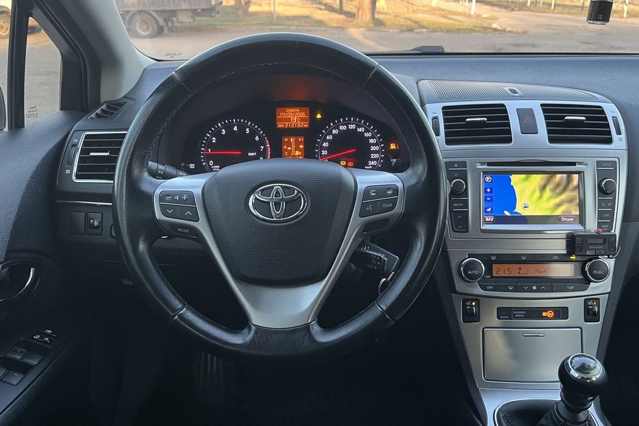Продам Toyota Avensis 2012 года в Николаеве