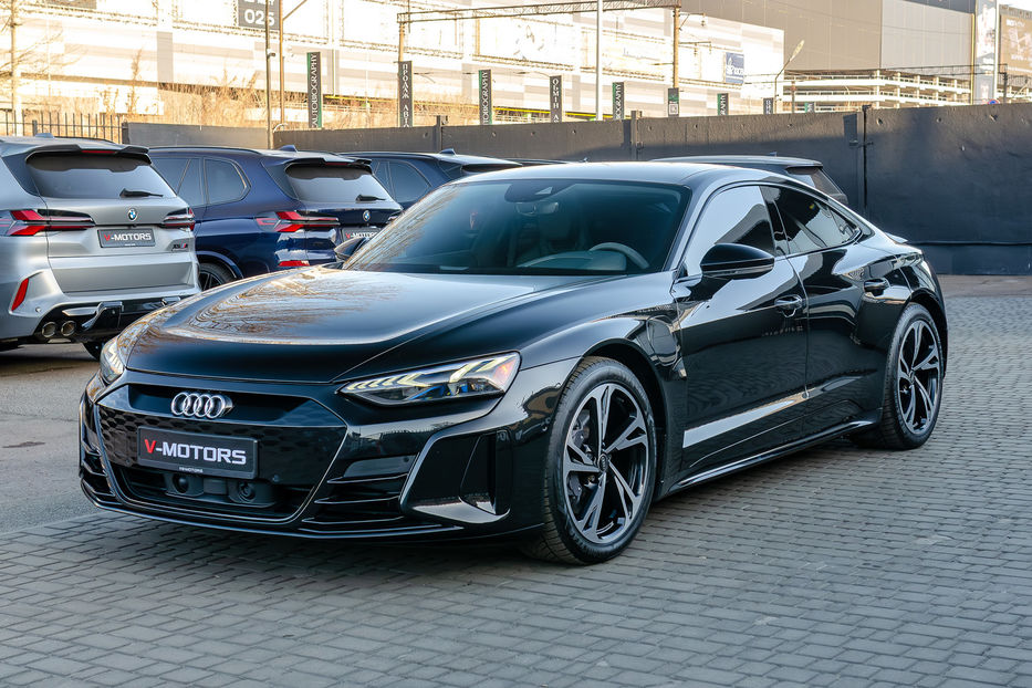 Продам Audi E-Tron GT QUATTRO 2022 года в Киеве