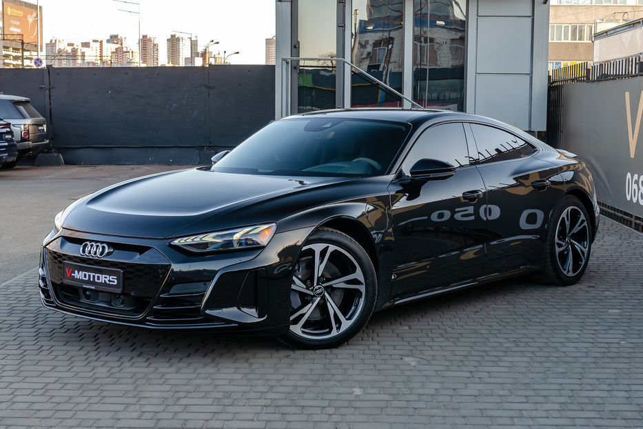Продам Audi E-Tron GT QUATTRO 2022 года в Киеве