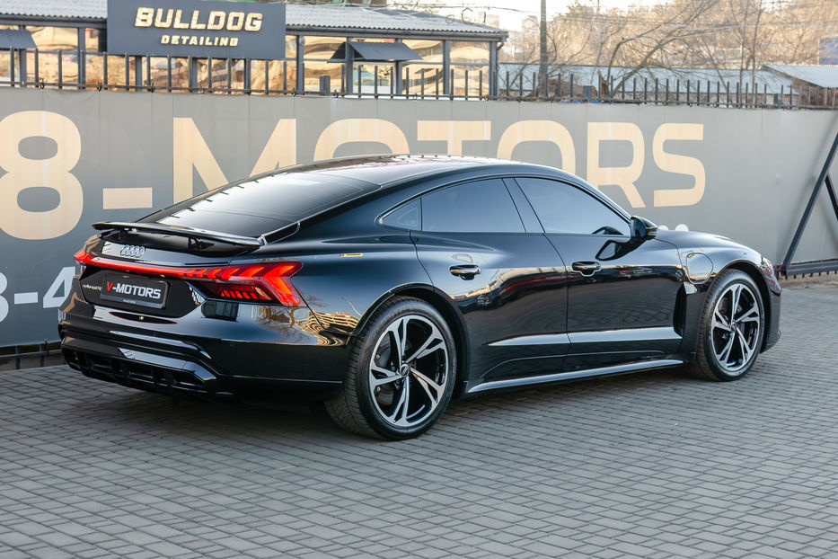 Продам Audi E-Tron GT QUATTRO 2022 года в Киеве