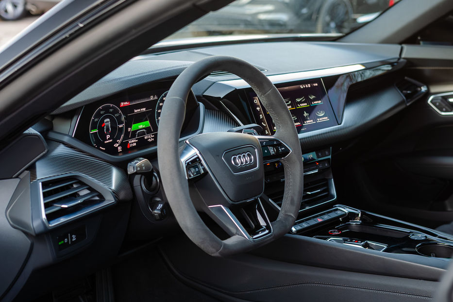 Продам Audi E-Tron GT QUATTRO 2022 года в Киеве