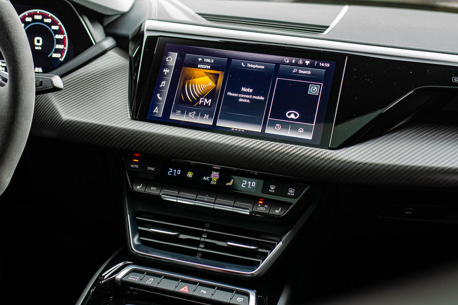 Продам Audi E-Tron GT QUATTRO 2022 года в Киеве