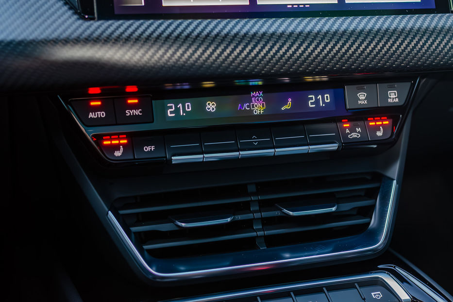 Продам Audi E-Tron GT QUATTRO 2022 года в Киеве