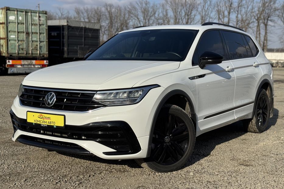 Продам Volkswagen Tiguan R-Line COMIS Allspace 2021 года в г. Умань, Черкасская область