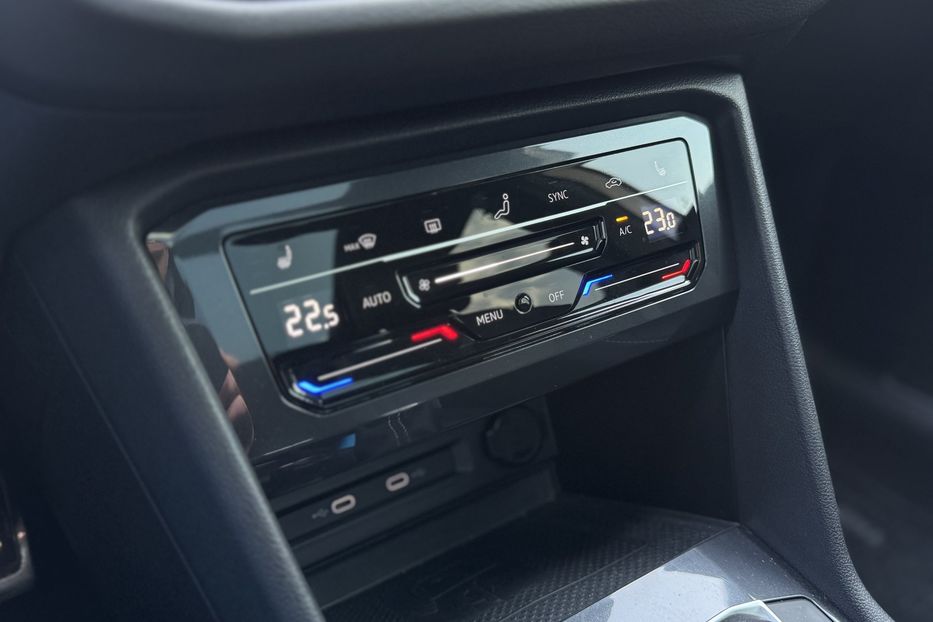 Продам Volkswagen Tiguan R-Line COMIS Allspace 2021 года в г. Умань, Черкасская область