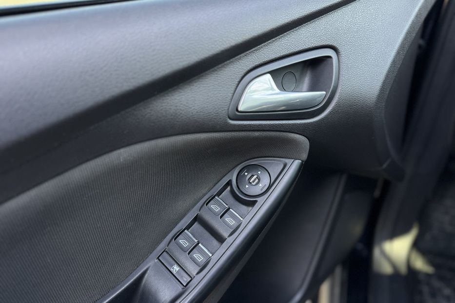 Продам Ford Focus (COMIS) 2012 года в г. Умань, Черкасская область