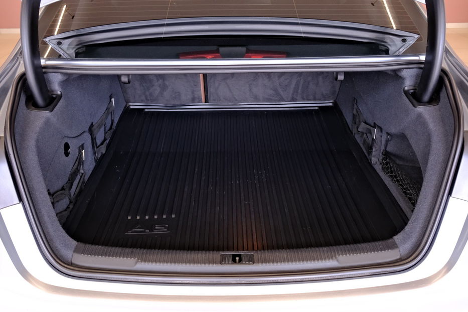 Продам Audi A6 2011 года в Одессе