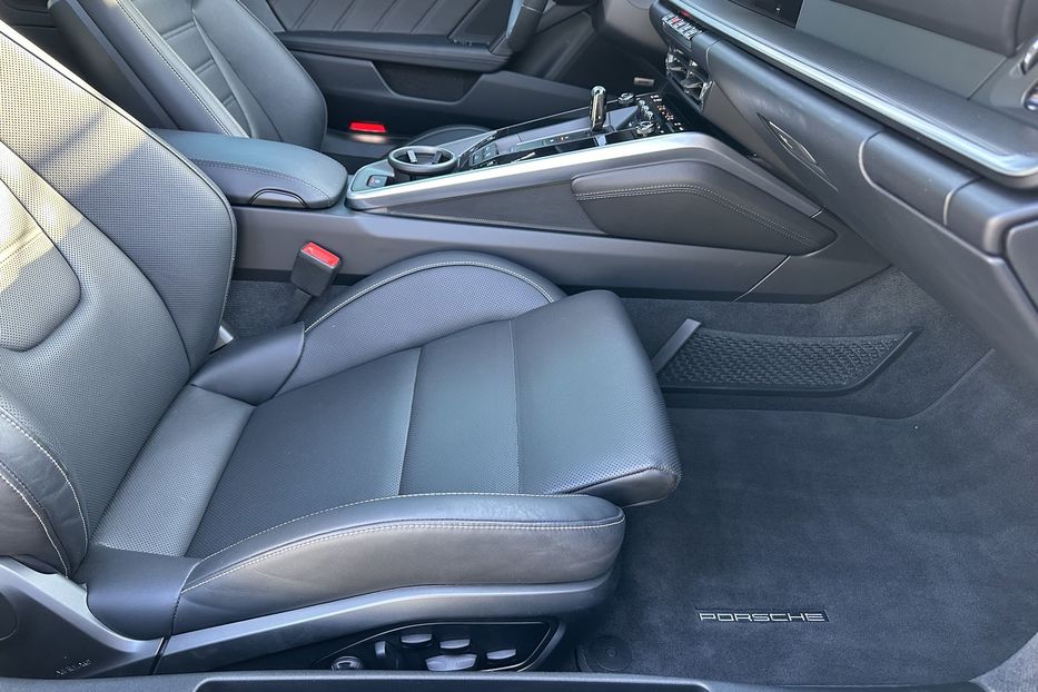 Продам Porsche 911 Turbo S 2024 года в Киеве