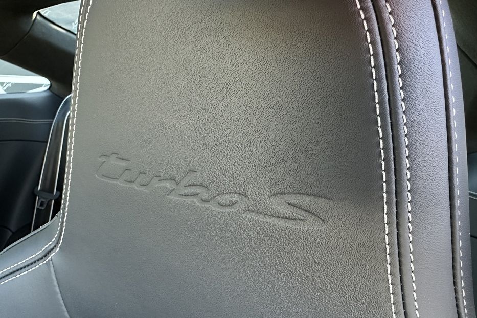 Продам Porsche 911 Turbo S 2024 года в Киеве