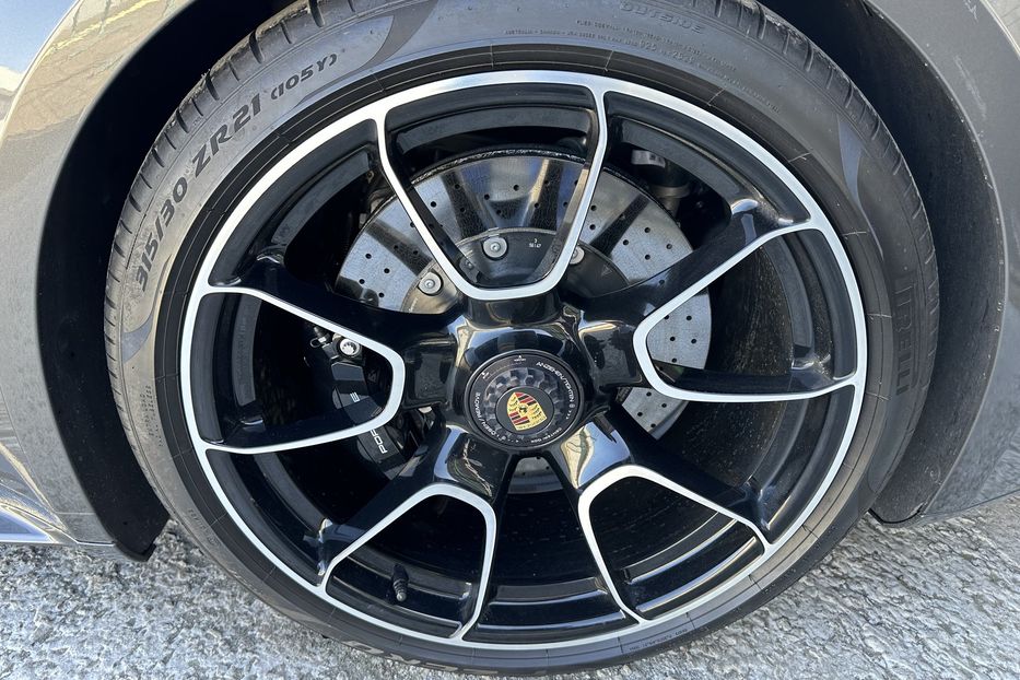 Продам Porsche 911 Turbo S 2024 года в Киеве