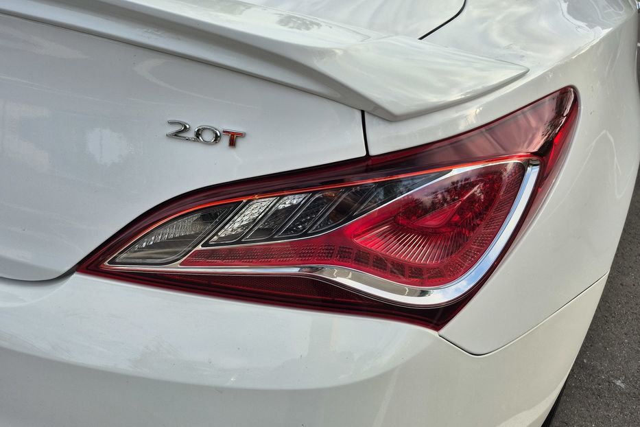 Продам Hyundai Genesis Coupe 2012 года в Киеве