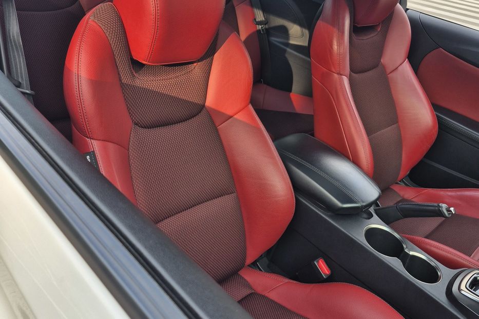 Продам Hyundai Genesis Coupe 2012 года в Киеве