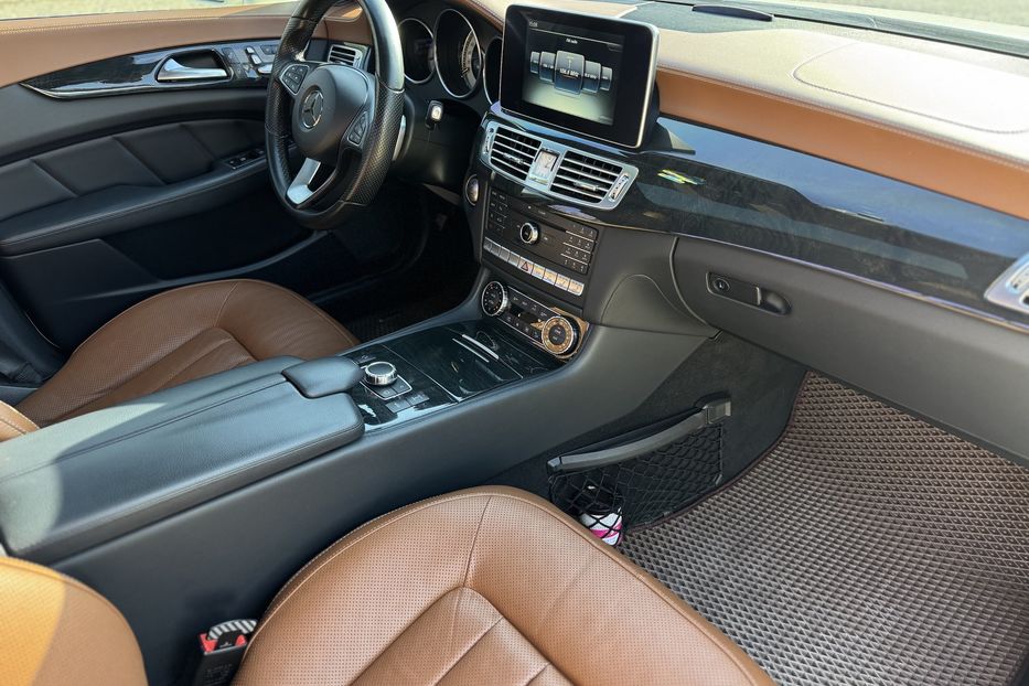 Продам Mercedes-Benz CLS-Class (COMIS). 4Matic 2016 года в г. Умань, Черкасская область