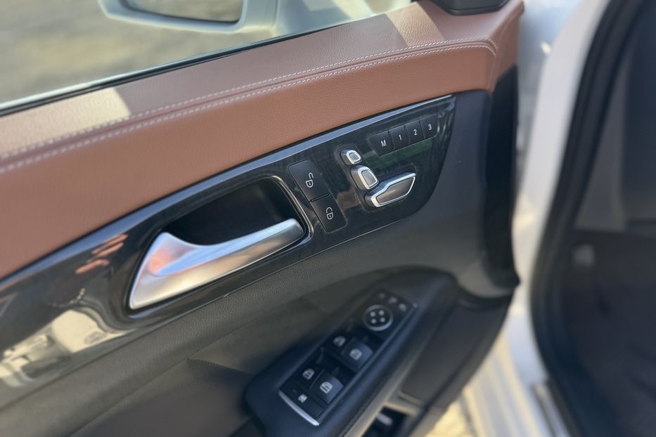 Продам Mercedes-Benz CLS-Class (COMIS). 4Matic 2016 года в г. Умань, Черкасская область