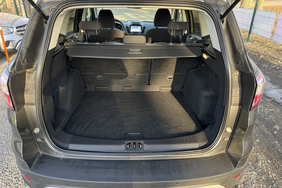 Продам Ford Kuga 4x4 2018 года в г. Умань, Черкасская область