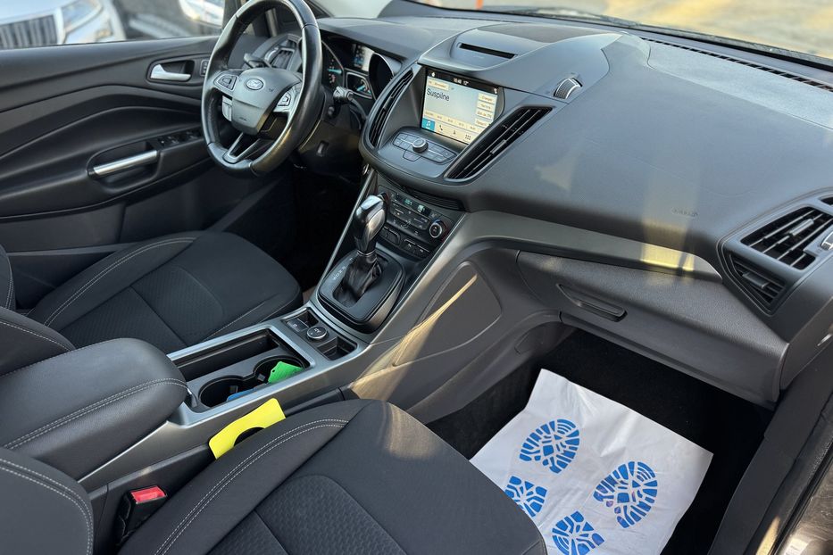 Продам Ford Kuga 4x4 2018 года в г. Умань, Черкасская область