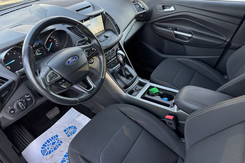 Продам Ford Kuga 4x4 2018 года в г. Умань, Черкасская область