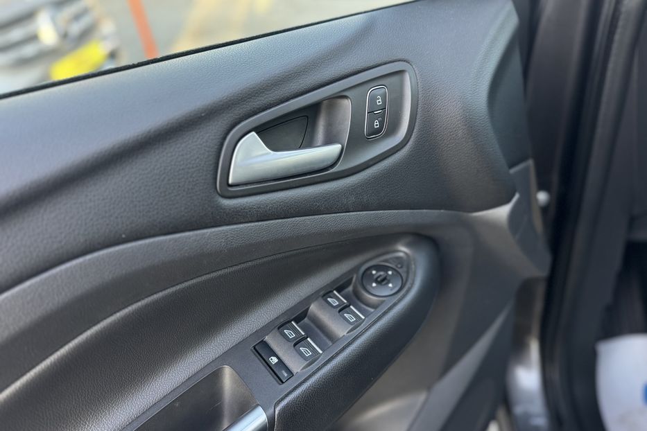 Продам Ford Kuga 4x4 2018 года в г. Умань, Черкасская область