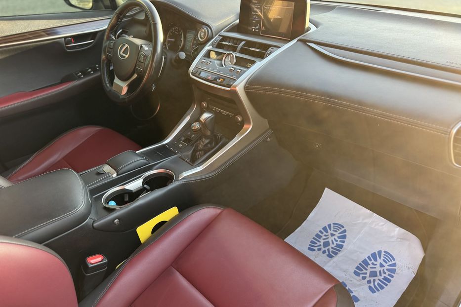 Продам Lexus NX 200 COMIS 2018 года в г. Умань, Черкасская область