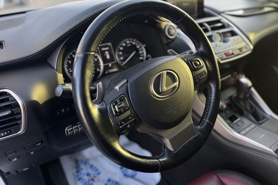 Продам Lexus NX 200 COMIS 2018 года в г. Умань, Черкасская область