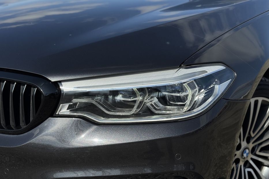 Продам BMW 520 G30 Sportline xDrive 2019 года в г. Умань, Черкасская область
