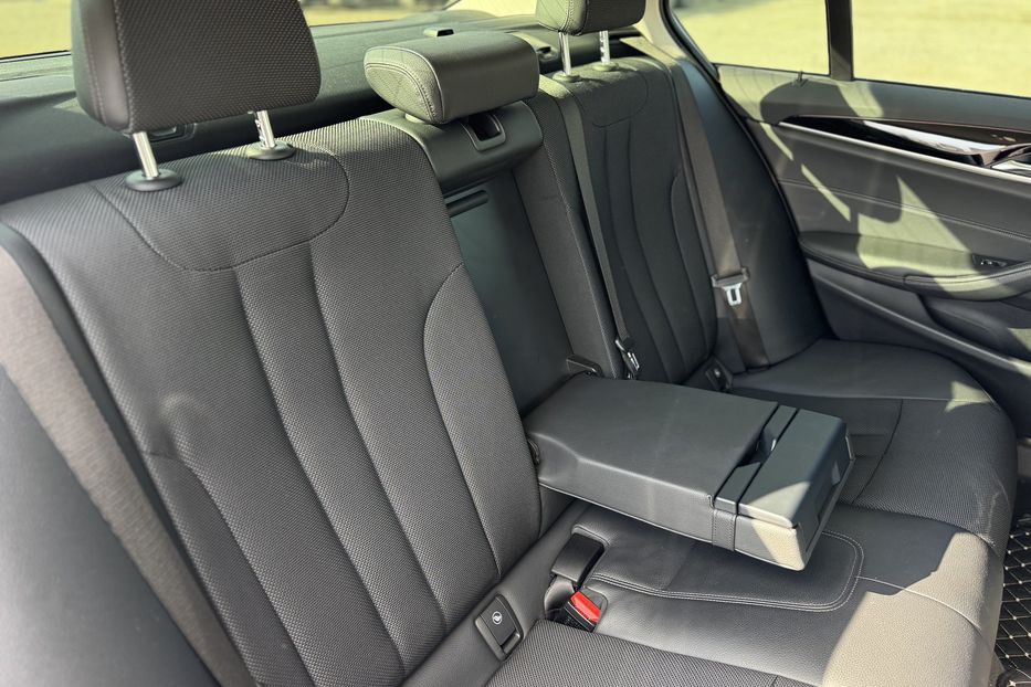 Продам BMW 520 G30 Sportline xDrive 2019 года в г. Умань, Черкасская область