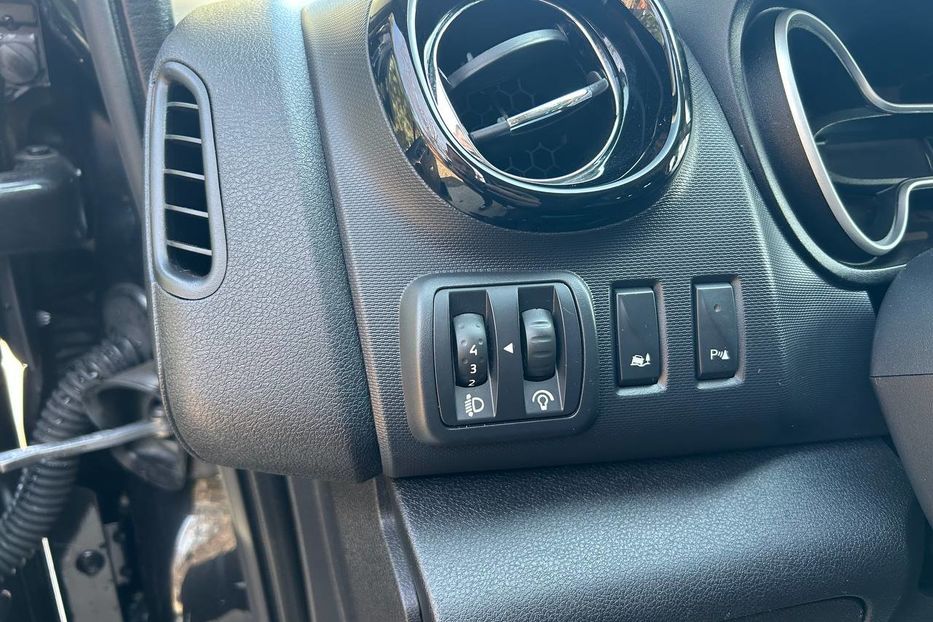 Продам Opel Vivaro пасс. 2017 года в Черновцах