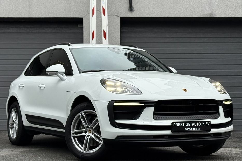 Продам Porsche Macan 2.0 PDK 2023 года в Киеве