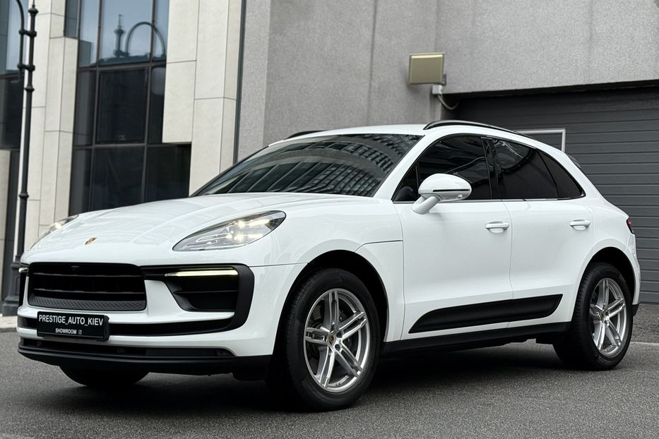 Продам Porsche Macan 2.0 PDK 2023 года в Киеве