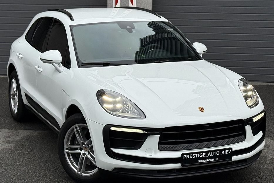 Продам Porsche Macan 2.0 PDK 2023 года в Киеве