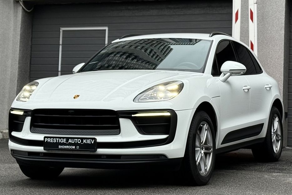 Продам Porsche Macan 2.0 PDK 2023 года в Киеве
