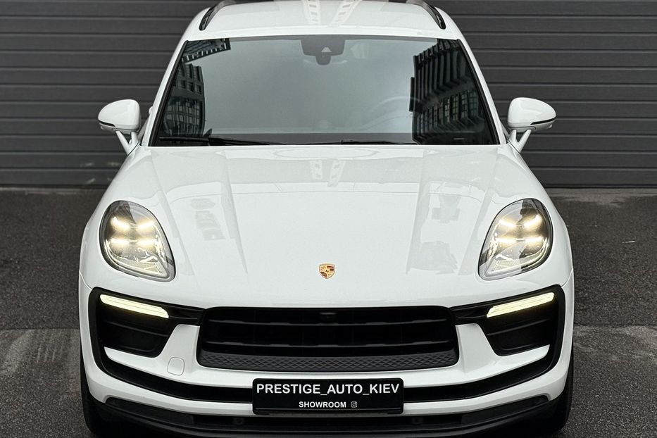Продам Porsche Macan 2.0 PDK 2023 года в Киеве