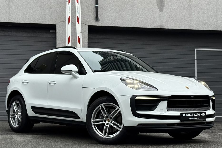 Продам Porsche Macan 2.0 PDK 2023 года в Киеве