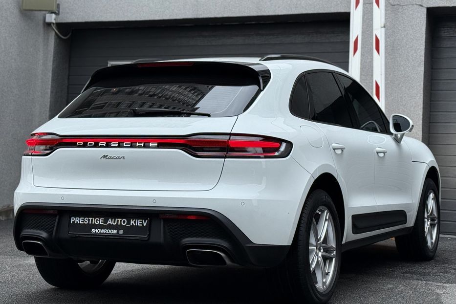 Продам Porsche Macan 2.0 PDK 2023 года в Киеве