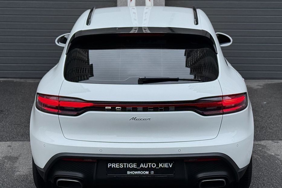 Продам Porsche Macan 2.0 PDK 2023 года в Киеве