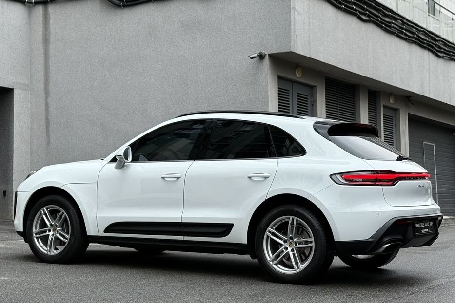 Продам Porsche Macan 2.0 PDK 2023 года в Киеве