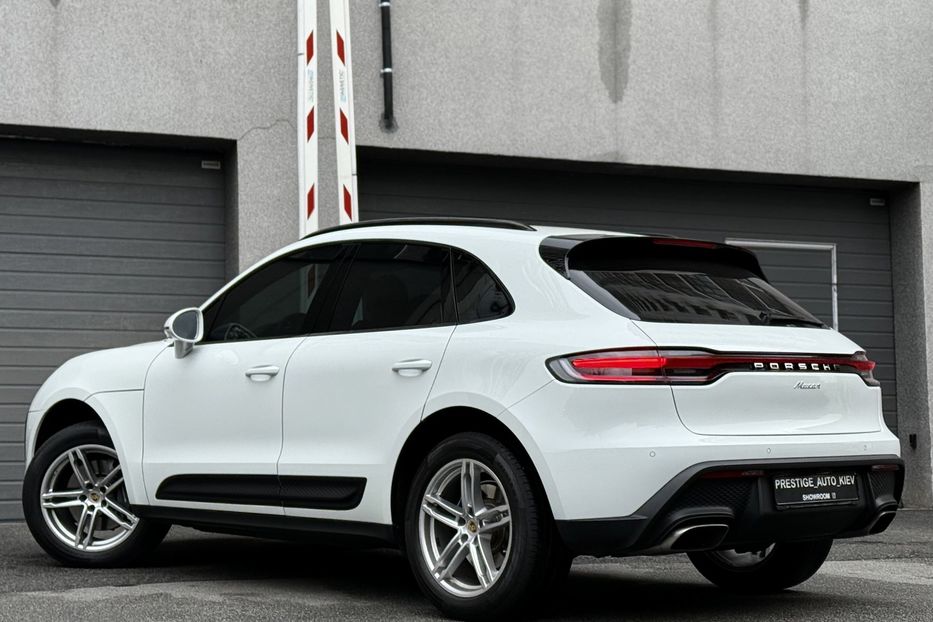 Продам Porsche Macan 2.0 PDK 2023 года в Киеве