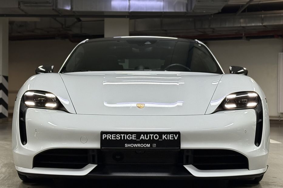Продам Porsche Taycan Turbo 2021 года в Киеве